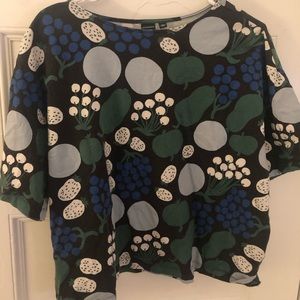 Uniqlo merrimekko shirt